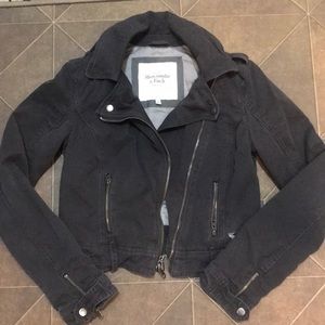 Grey Abercrombie & Fitch jacket!